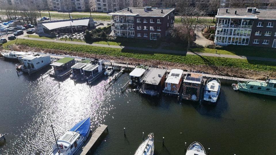 Tiny Lake Houses Near The Beach And Centre By Weltevreden Experience ゼーウォルデ エクステリア 写真